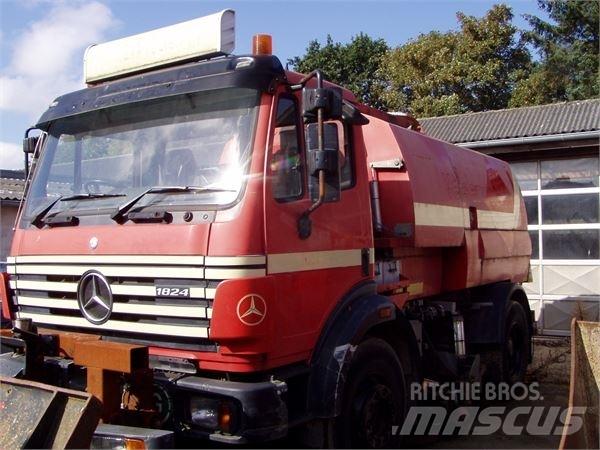 Mercedes-Benz 1824 기타 트럭
