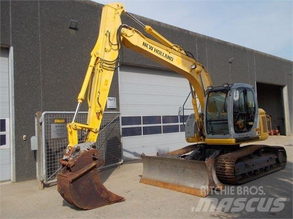New Holland E150 대형 굴삭기 29톤 이상