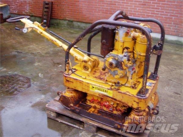 Weber 6011 기타 롤러