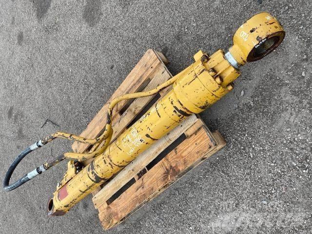 CAT 330 c , l-2060mm 유압식 기계
