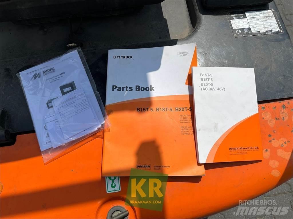 Doosan B18T 농업용 텔레 핸들러