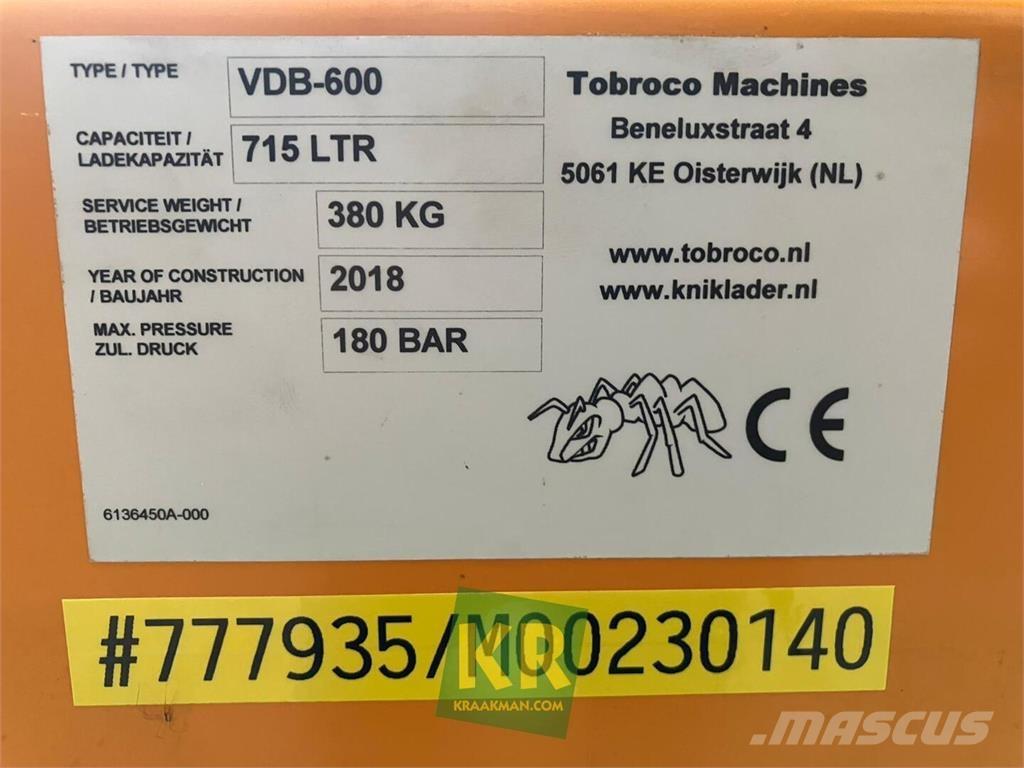 GiANT Verdeelbak 프론트 로더 및 굴착기