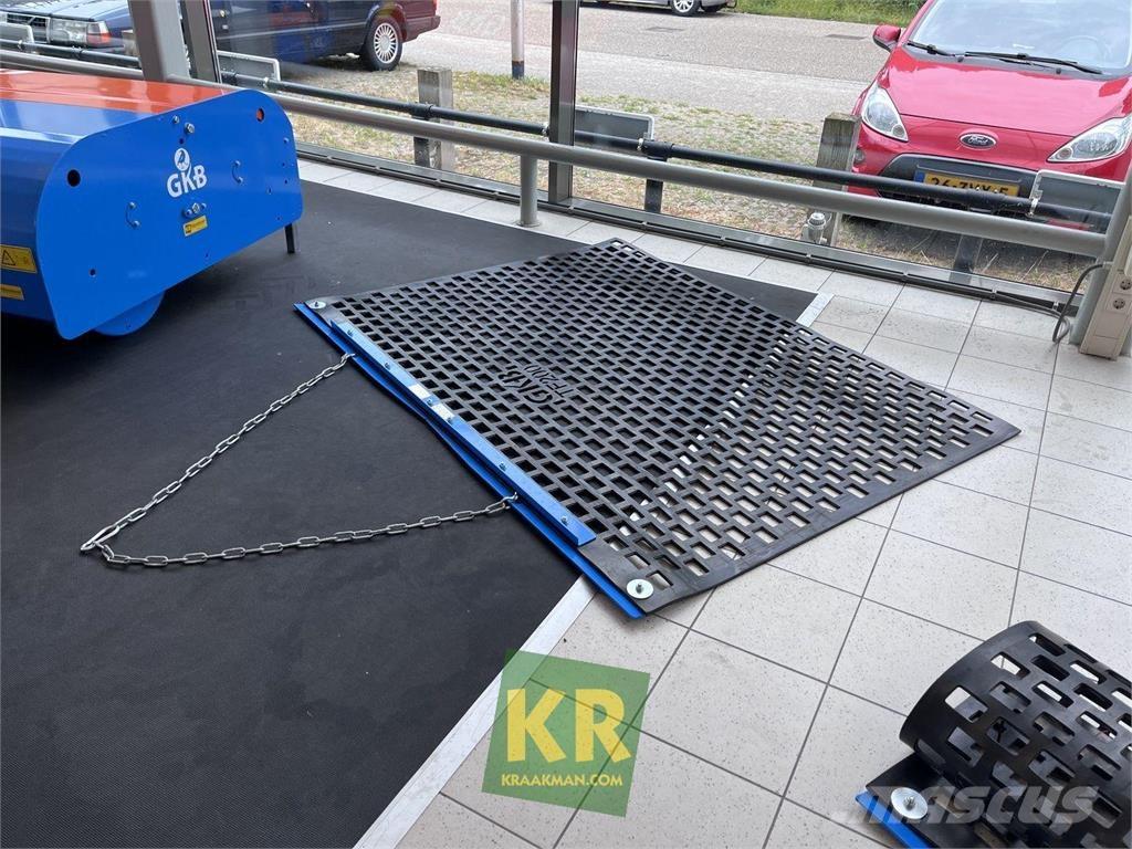  GKB Topfinish 토양관리 장비 - 기타