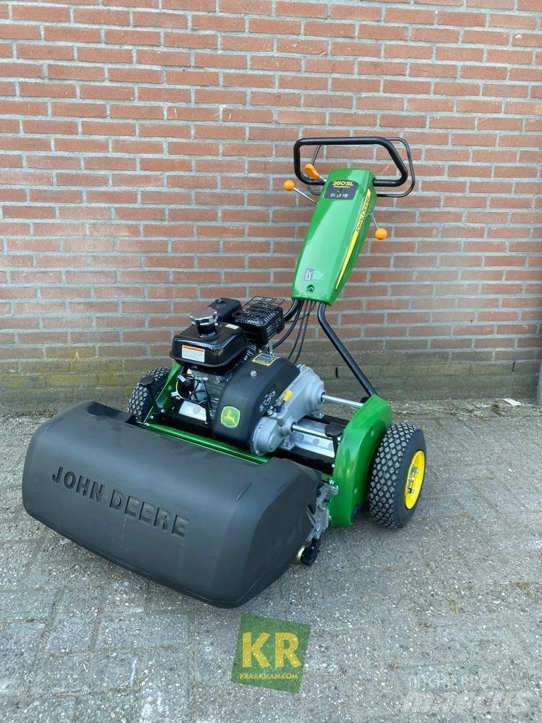 John Deere 260 잔디깎기