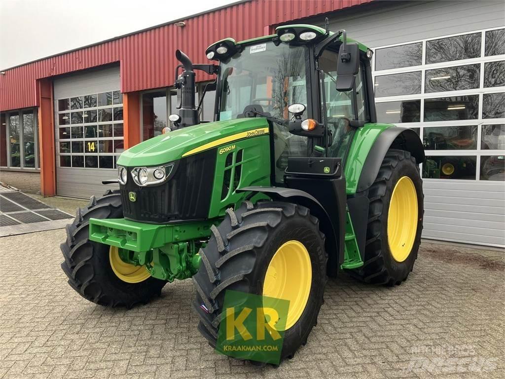 John Deere 6090M 트랙터