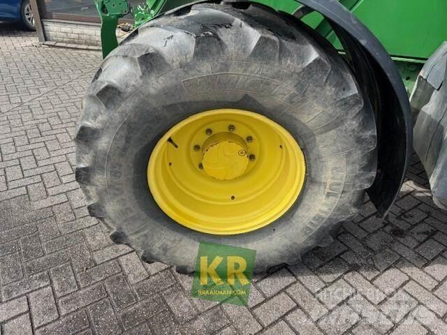 John Deere 6125R 트랙터