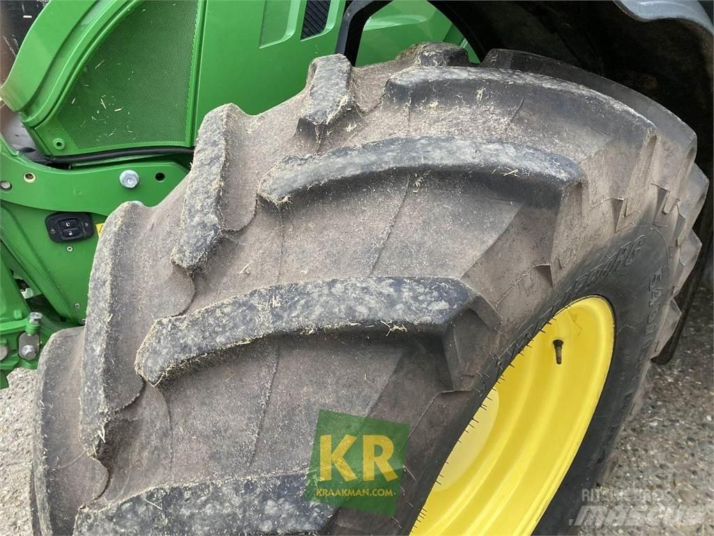 John Deere 6130R 트랙터