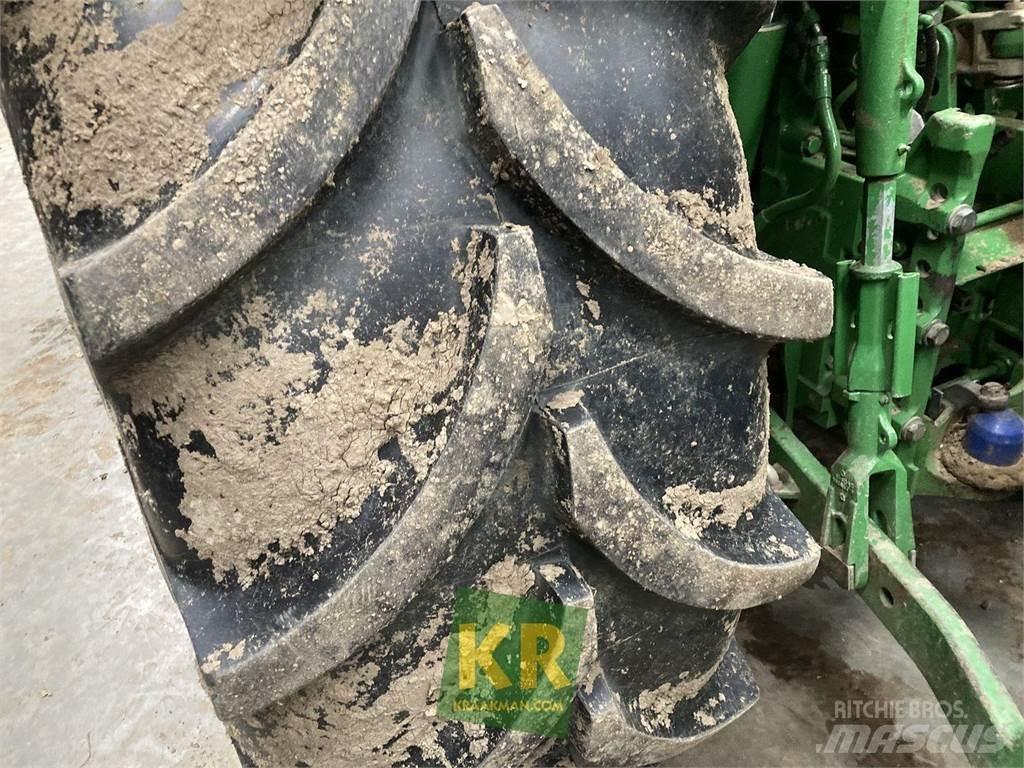 John Deere 6155R 트랙터
