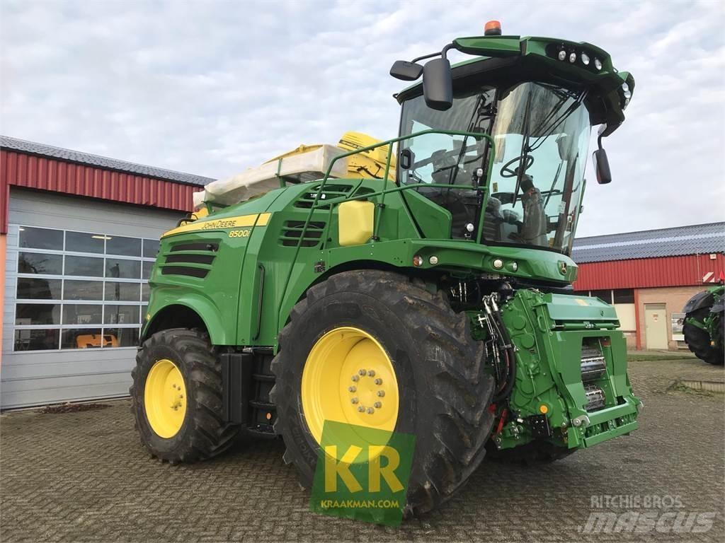 John Deere 8500 목초 수확기