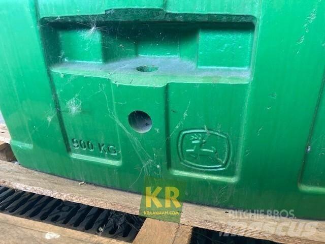 John Deere 900 kg 전면하중
