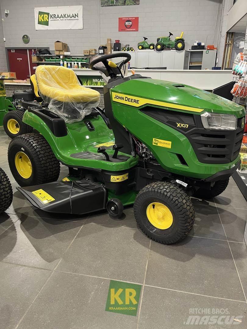 John Deere X107 탑승형 잔디깎기