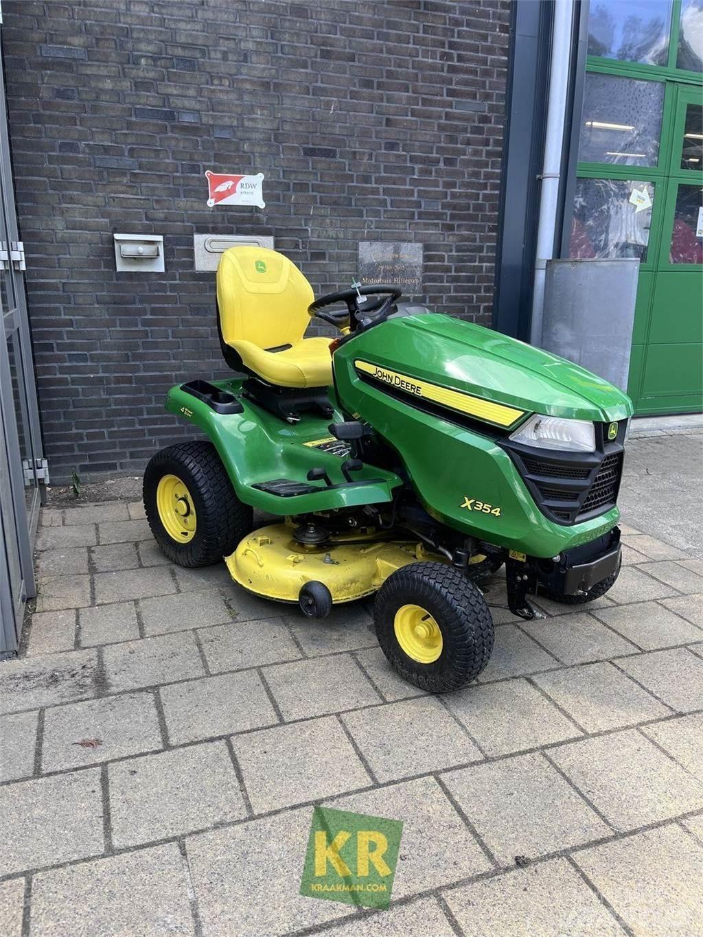 John Deere X354 탑승형 잔디깎기
