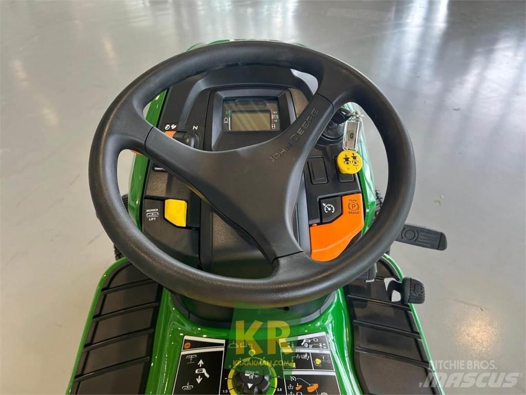 John Deere X380 탑승형 잔디깎기