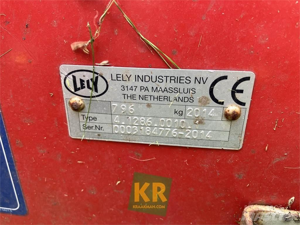 Lely 320 거친면 다듬기 위한 잔디깎기