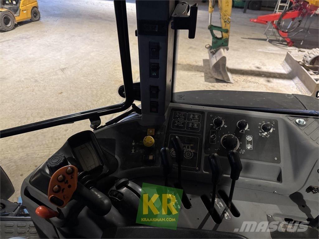 New Holland TM190 트랙터