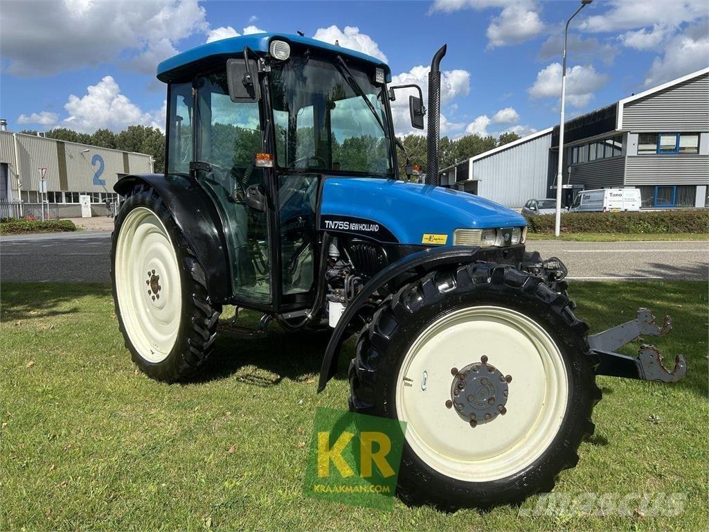 New Holland TN75S 트랙터