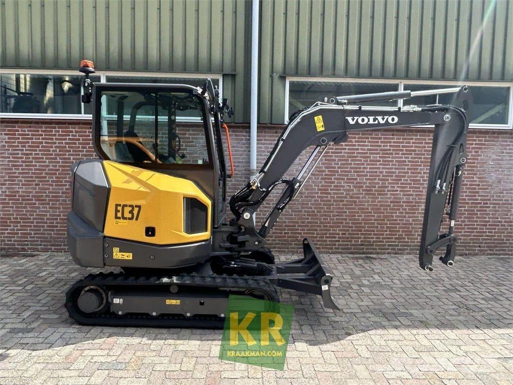 Volvo EC 37F 대형 굴삭기 29톤 이상