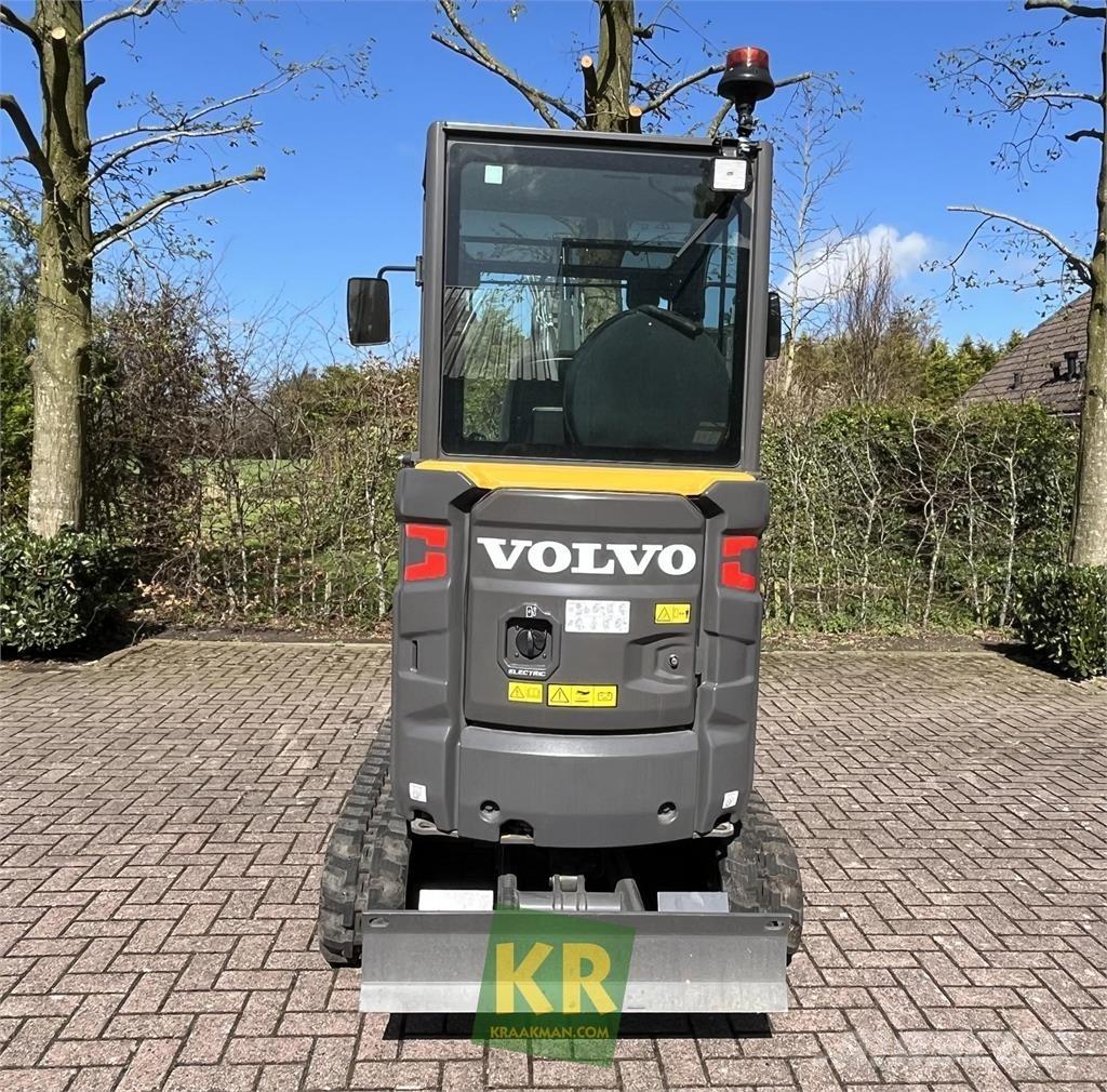 Volvo EC18E 대형 굴삭기 29톤 이상