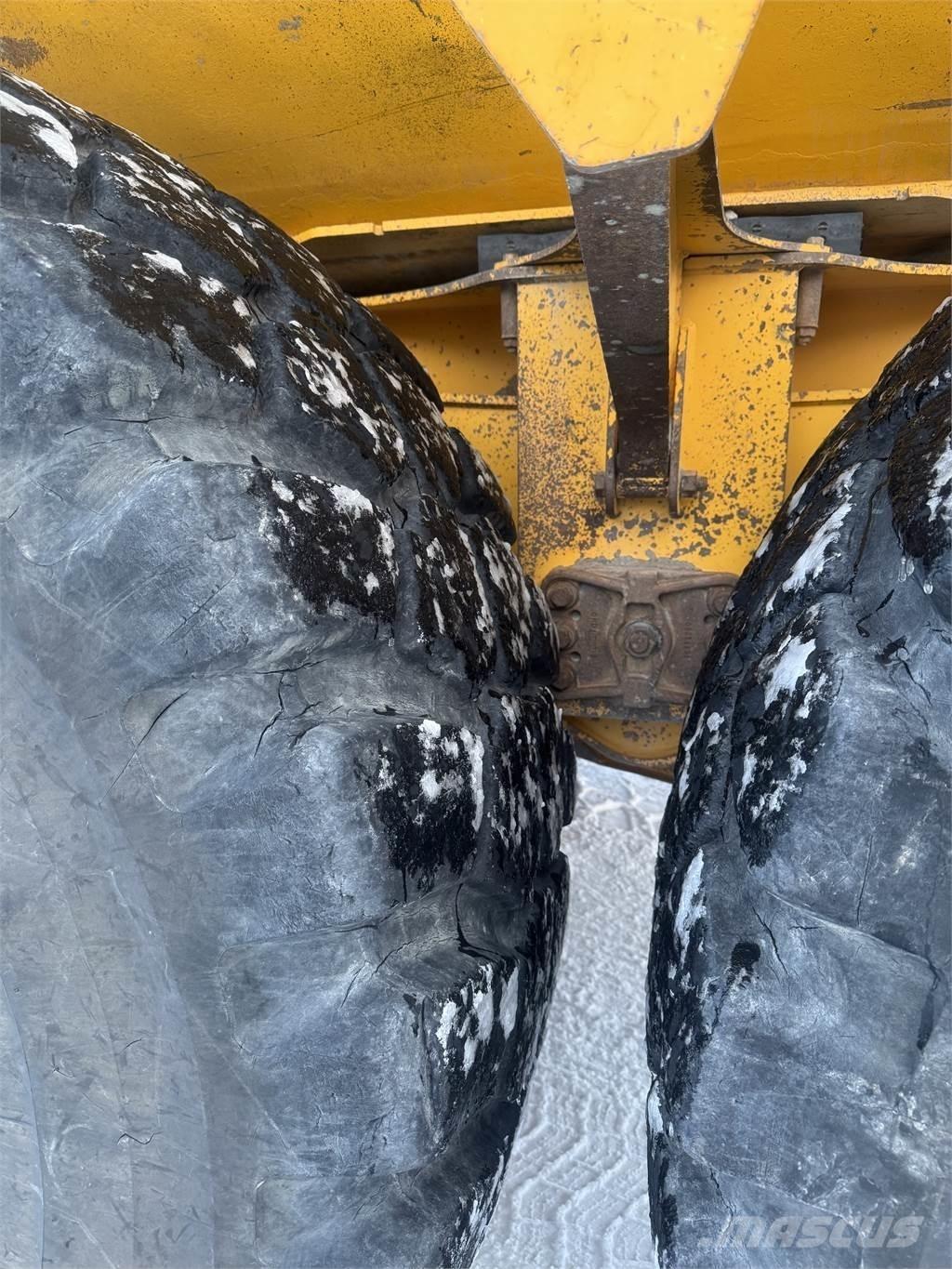 Volvo A60H 연결식 홀러