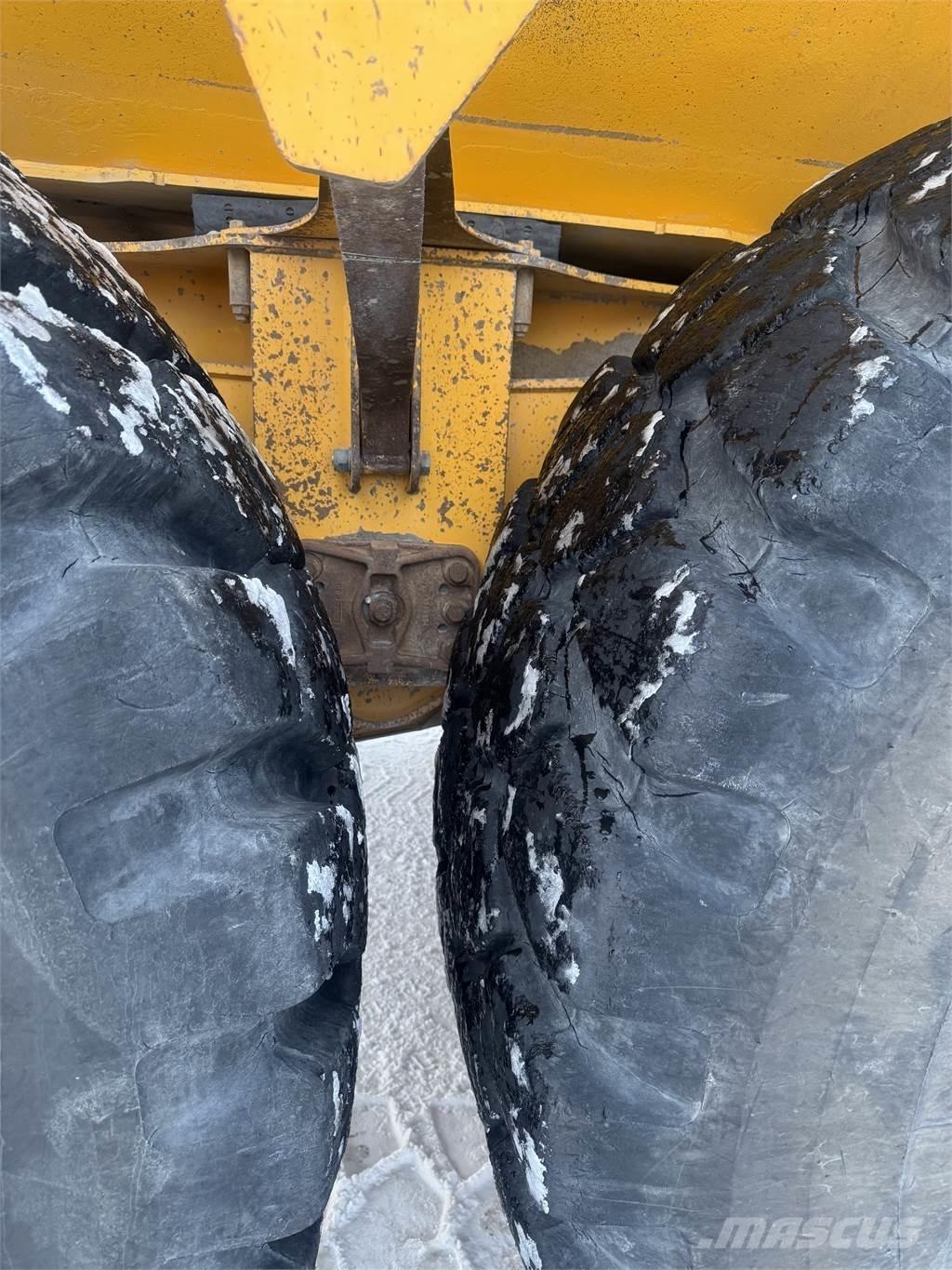 Volvo A60H 연결식 홀러
