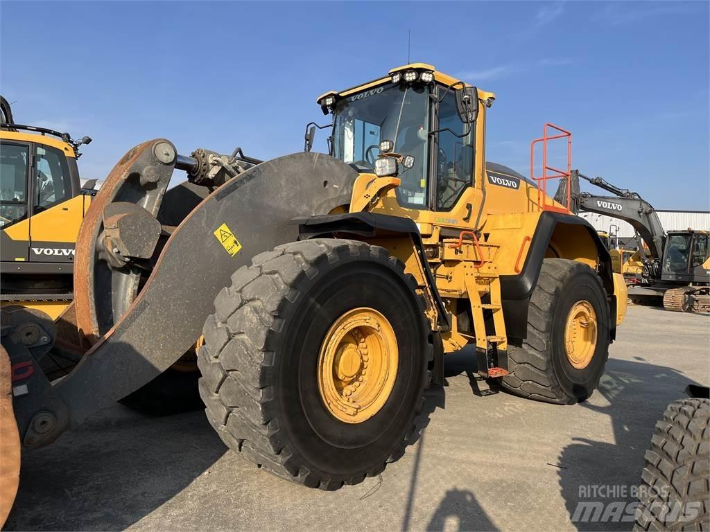 Volvo L250H  휠로우더