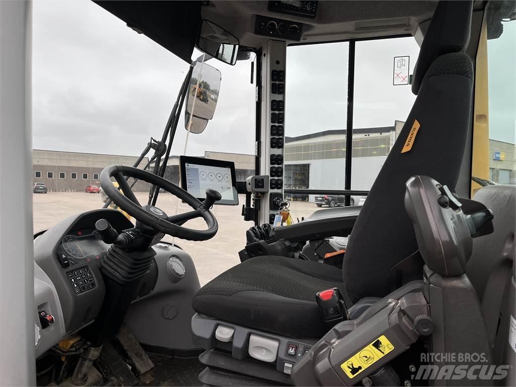 Volvo L60H  휠로우더