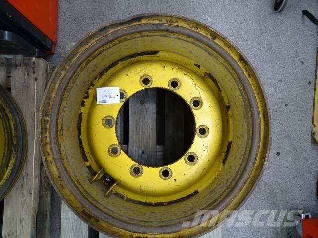 Volvo L70D Fälg 타이어, 휠 및 림