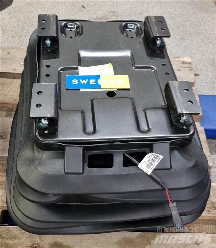 Volvo STOL 캐빈 및 인테리어