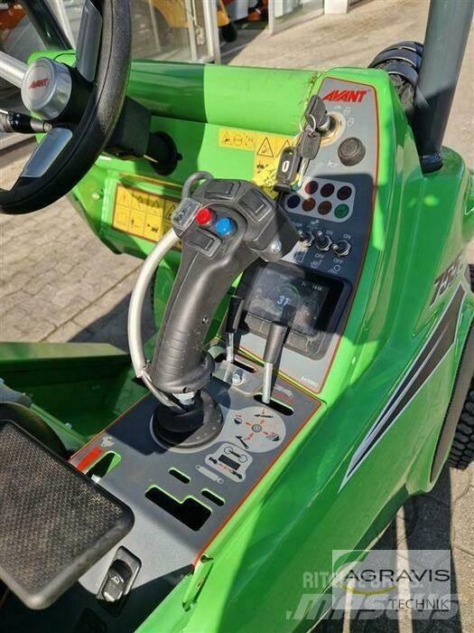 Avant 755I  휠로우더