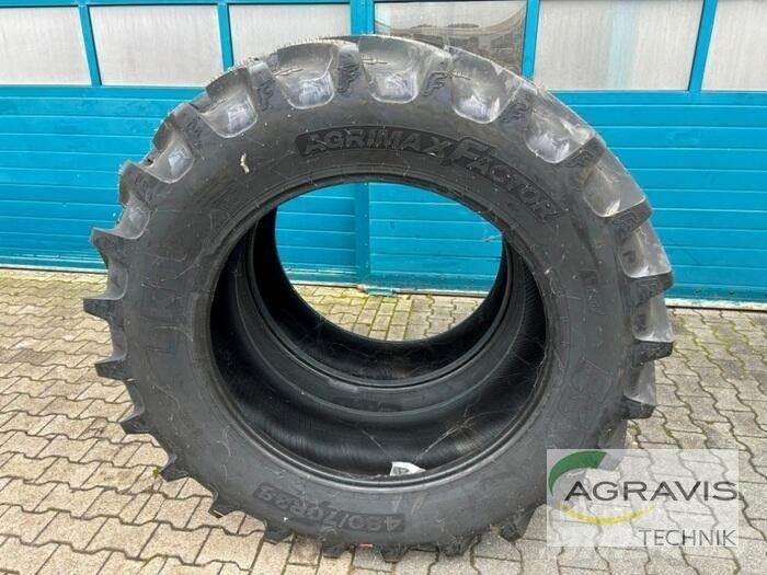 BKT 480/70-R38 타이어, 휠 및 림