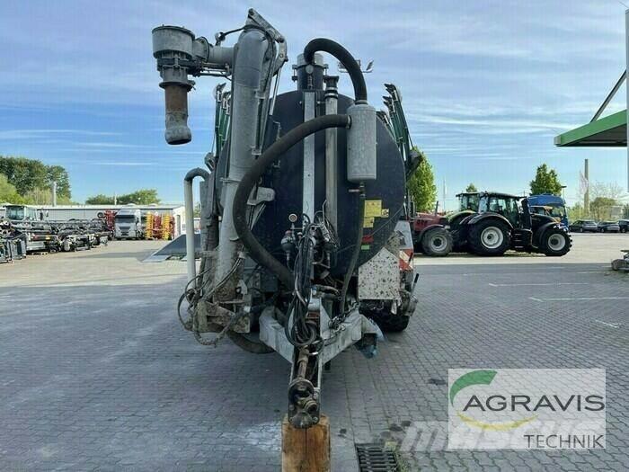 Briri VTTW 19300 퇴비살포기
