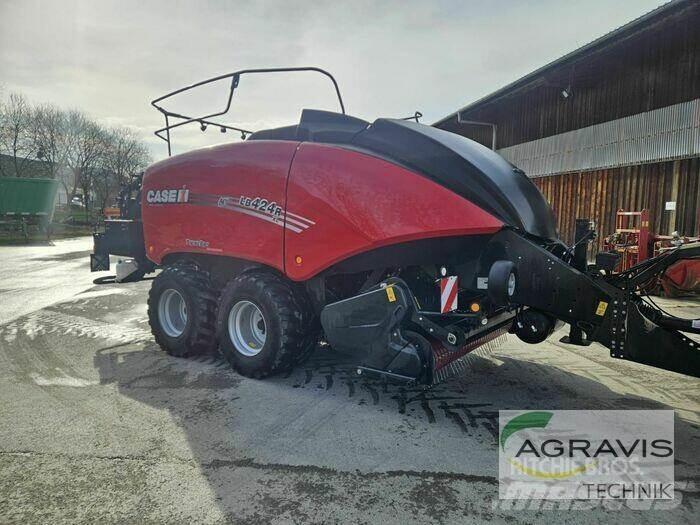Case IH LB 424 R RL6 각형 곤포기