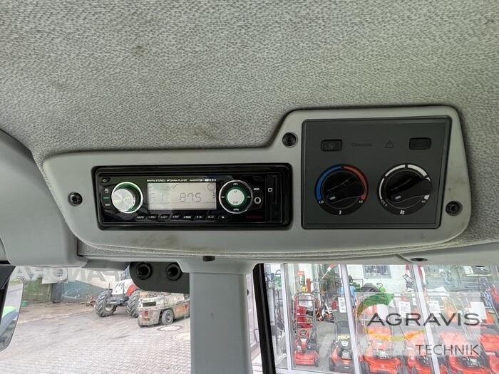 CLAAS ARION 420 트랙터