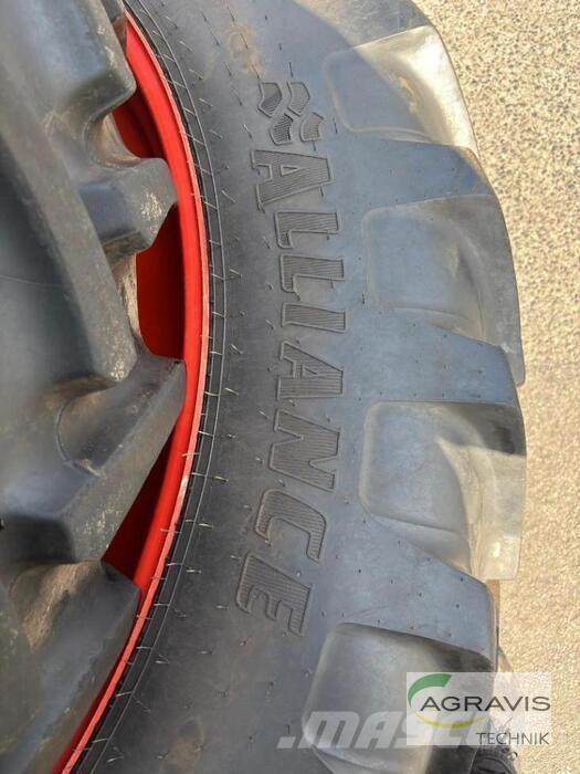 CLAAS ARION 610 CIS 트랙터