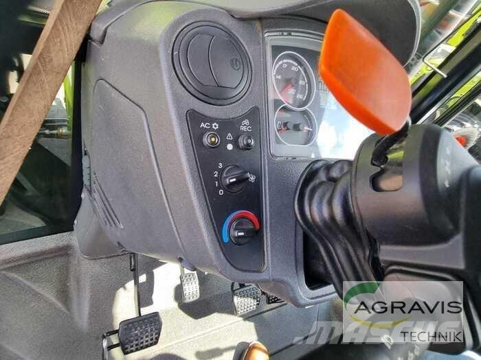 CLAAS AXOS 330 CX 트랙터
