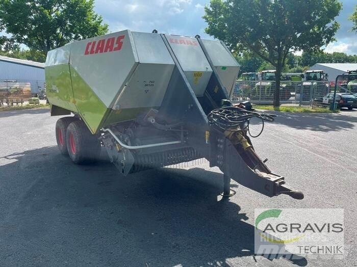 CLAAS QUADRANT 2100 RC 각형 곤포기