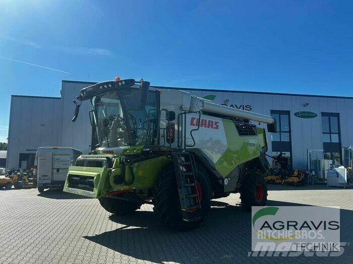 CLAAS TRION 650 콤바인 수확기