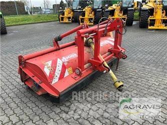 Dücker UM 27 목장 제초기 및 토퍼