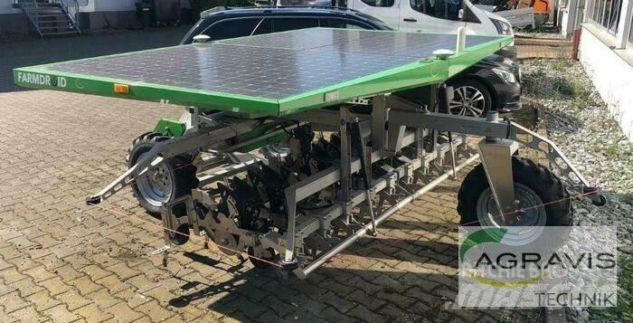 Farmdroid FD20 목장 제초기 및 토퍼