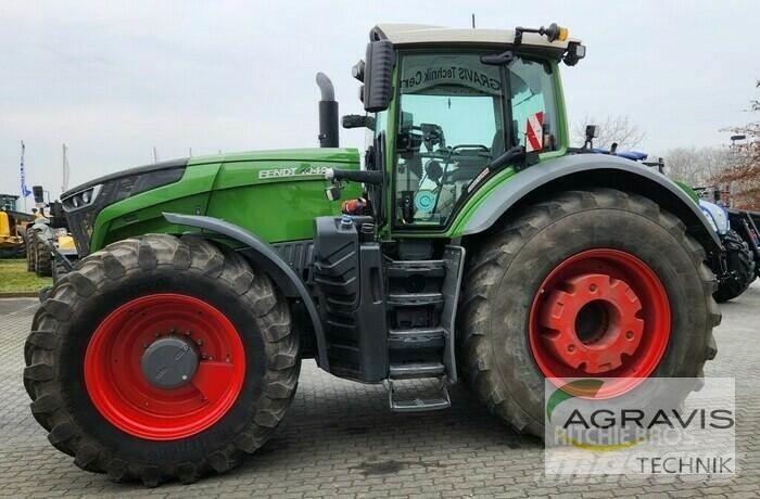 Fendt 1042 VARIO S4 트랙터