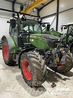 Fendt 211 VARIO 트랙터