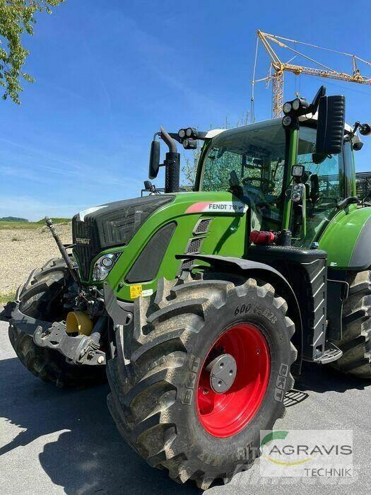 Fendt 718 VARIO S4 트랙터
