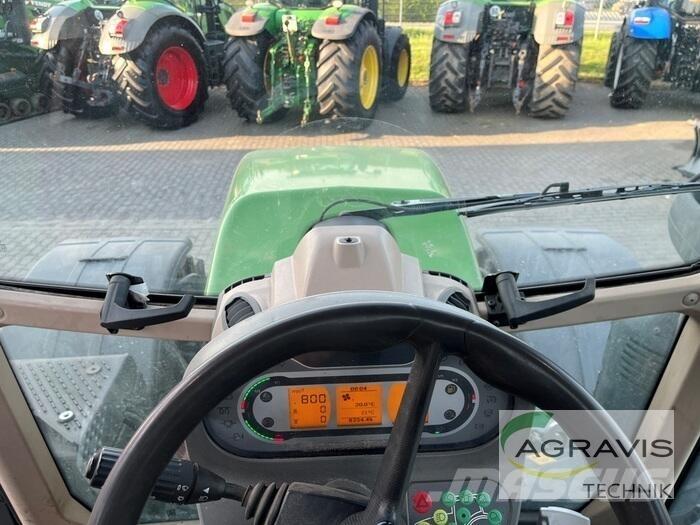 Fendt 718 VARIO S4 트랙터