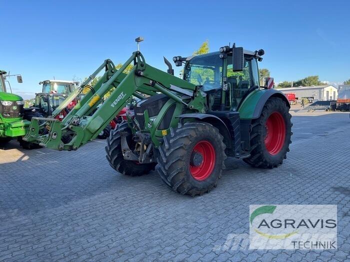 Fendt 718 VARIO S4 트랙터