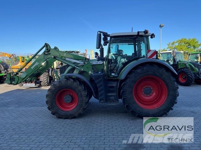 Fendt 718 VARIO S4 트랙터