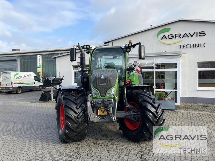 Fendt 724 VARIO GEN-6 트랙터