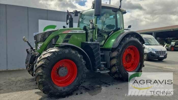 Fendt 724 VARIO S4 트랙터