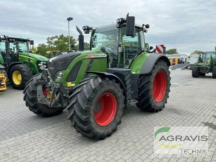 Fendt 724 VARIO S4 트랙터