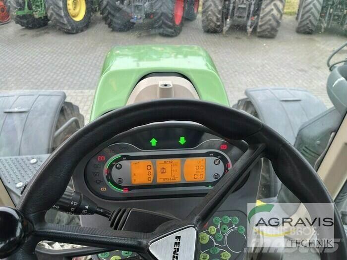 Fendt 724 VARIO S4 트랙터