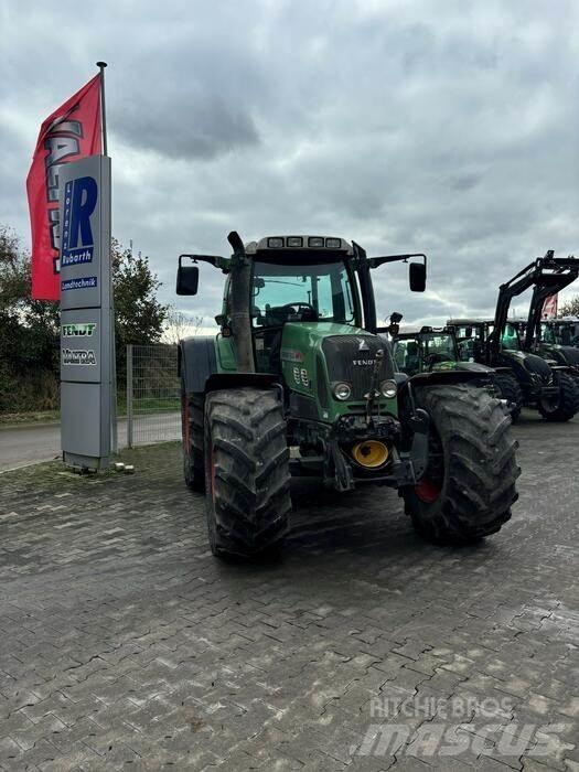 Fendt 820 VARIO 트랙터
